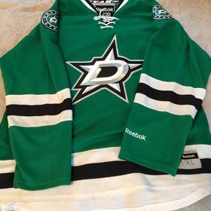 NWOT Dallas Stars Jersey